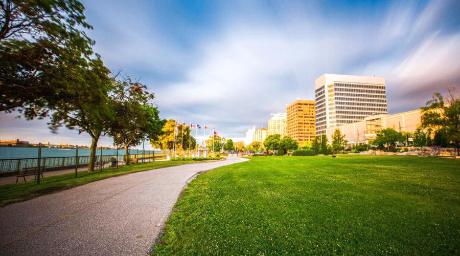 Nuestro inventario incluye una amplia variedad de vehículos.